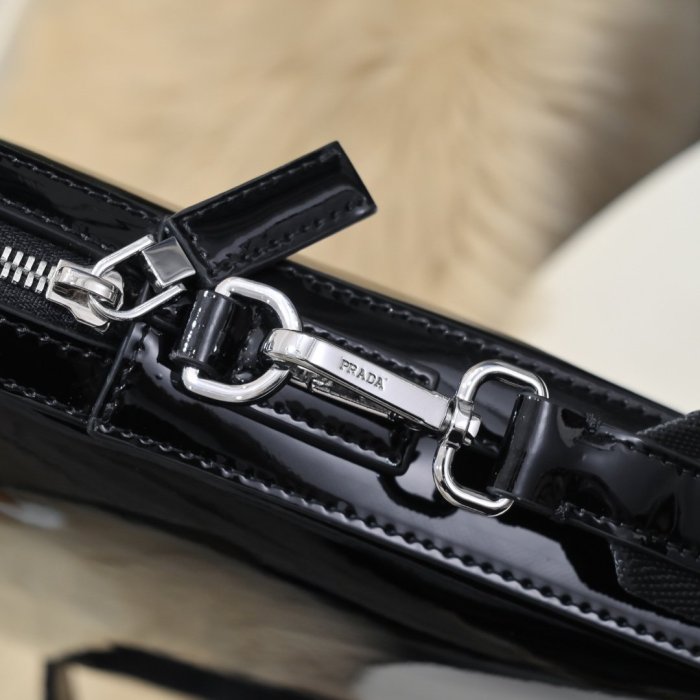 202105SS新作 Prada プラダ メンズ ショルダーバックスーパーコピー
