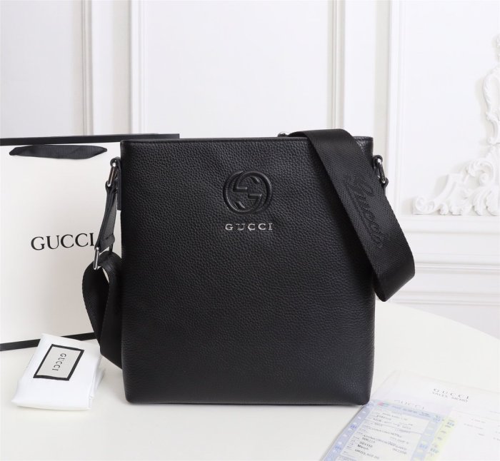 202103SS新作 Gucci グッチ メンズ ショルダーバックスーパーコピー