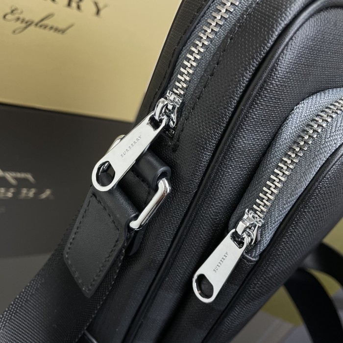 202103SS新作 Burberry バーバリー メンズ ショルダーバック スーパーコピー
