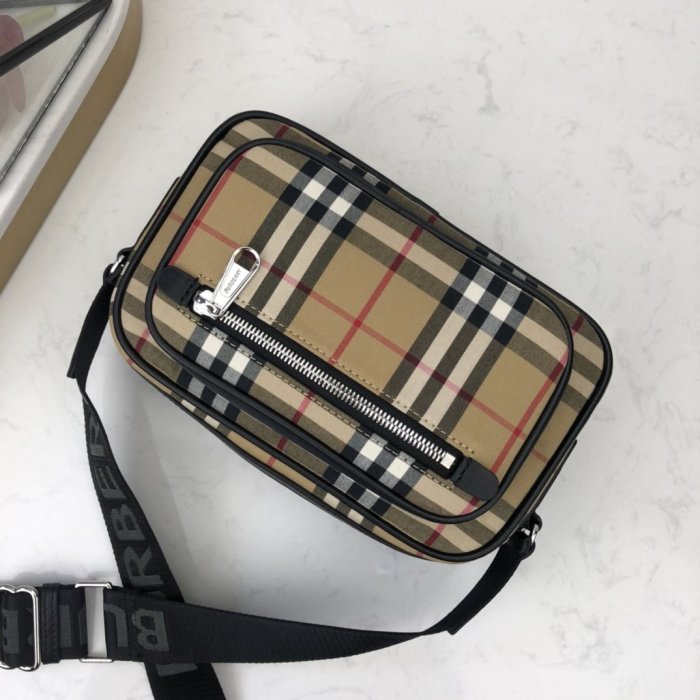 2020SS新作 Burberry バーバリー メンズ ショルダーバック スーパーコピー