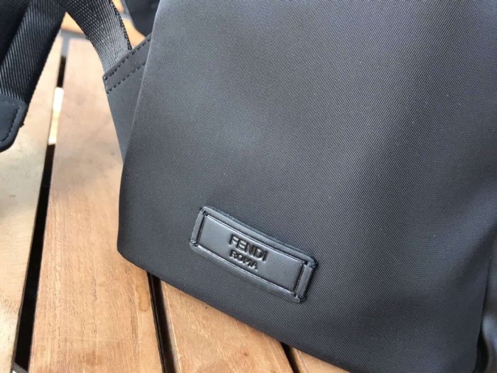202105SS新作 FENDI フェンディ メンズ リュックバックスーパーコピー