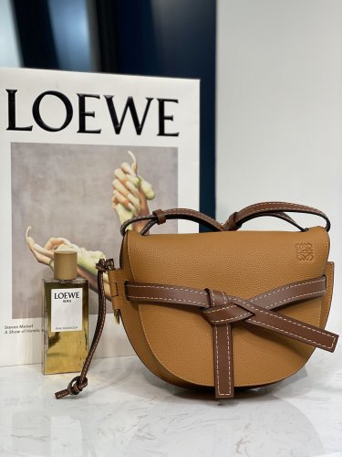 202106SS新作 LOEWE ロエベ レディース ショルダーバッグスーパーコピー