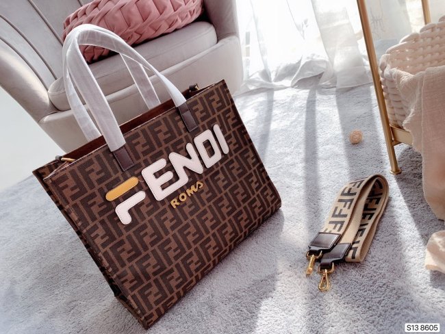 2020SS新作 FENDI フェンディ レディース ハンドバックスーパーコピー