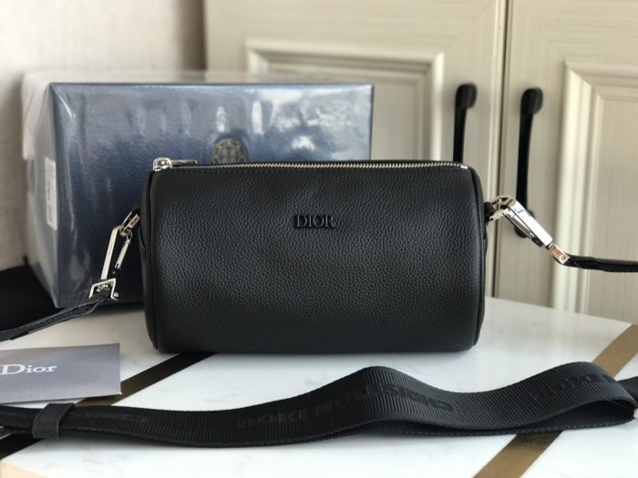 2021SS新作 Dior ディオール メンズ ショルダーバック スーパーコピー