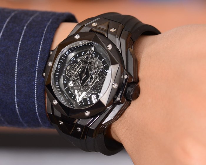 2020SS新作HUBLOT ウブロ メンズ 時計 スーパーコピー2色