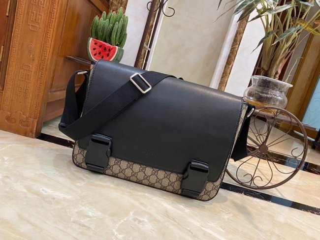 2020SS新作 Gucci グッチ メンズ ショルダーバックスーパーコピー