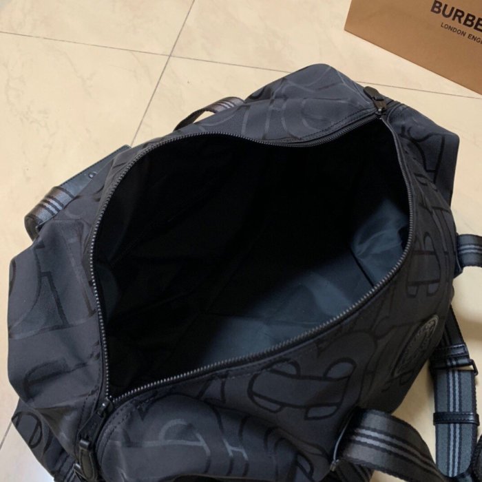 2020SS新作 Burberry バーバリー メンズ ハンドバックスーパーコピー