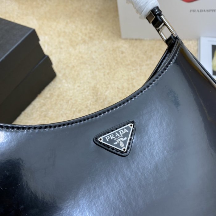 202103SS新作 Prada プラダ レディース ショルダーバックスーパーコピー