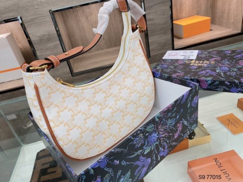202103SS新作 Celine セリーヌ レディースショルダーバッグスーパーコピー
