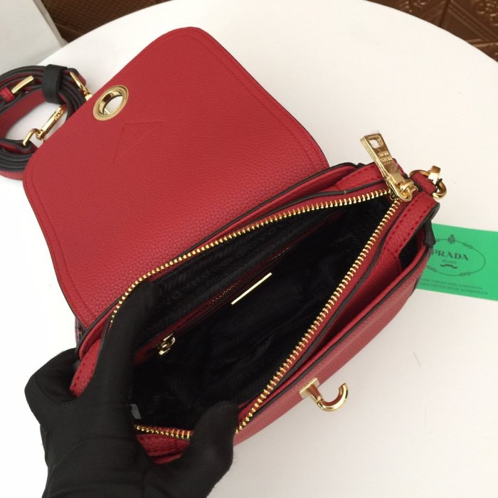 2021SS新作 Prada プラダ レディース ショルダーバックスーパーコピー