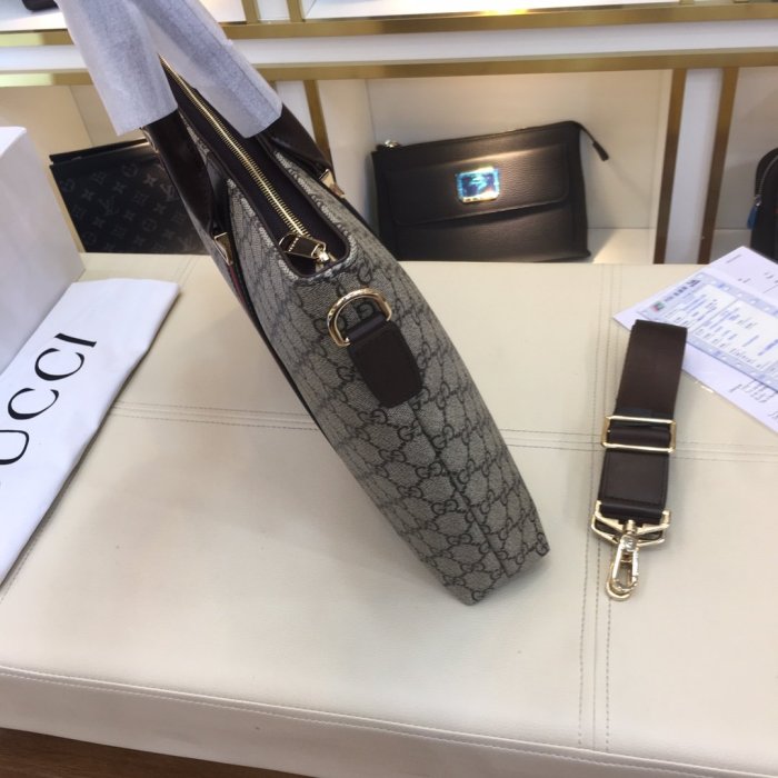 2021SS新作 Gucci グッチ メンズ ハンドバックスーパーコピー