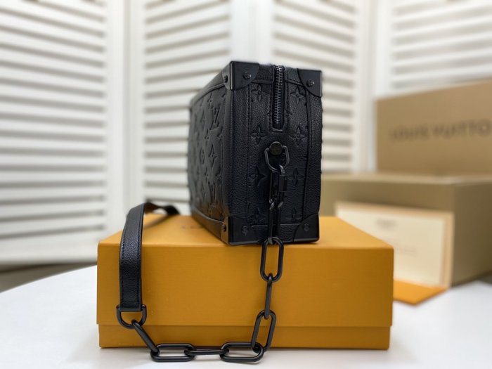 202103新作 Louis Vuitton ルイヴィトン ショルダーバッグスーパーコピー