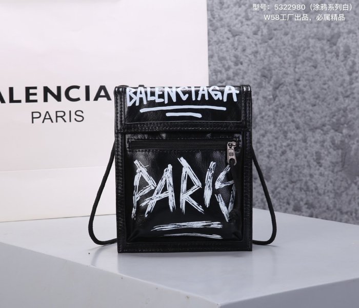 2020SS新作 Balenciaga バレンシアガ メンズ ショルダーバック スーパーコピー