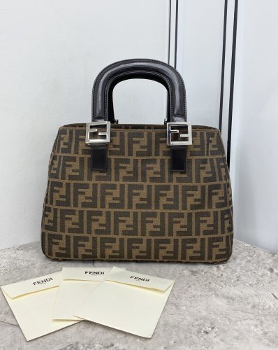 202103SS新作 FENDI フェンディ レディース ハンドバックスーパーコピー
