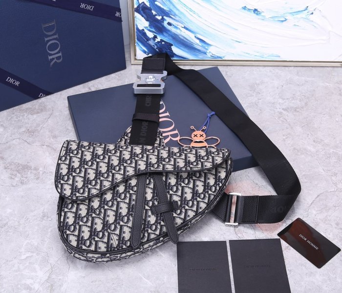 2021SS新作 Dior ディオール メンズ ショルダーバック スーパーコピー