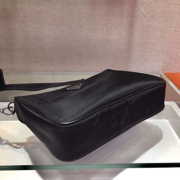 2021SS新作 メンズ Prada プラダショルダーバッグスーパーコピー