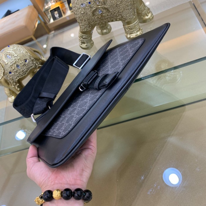 2020SS新作 Gucci グッチ メンズ ショルダーバックスーパーコピー
