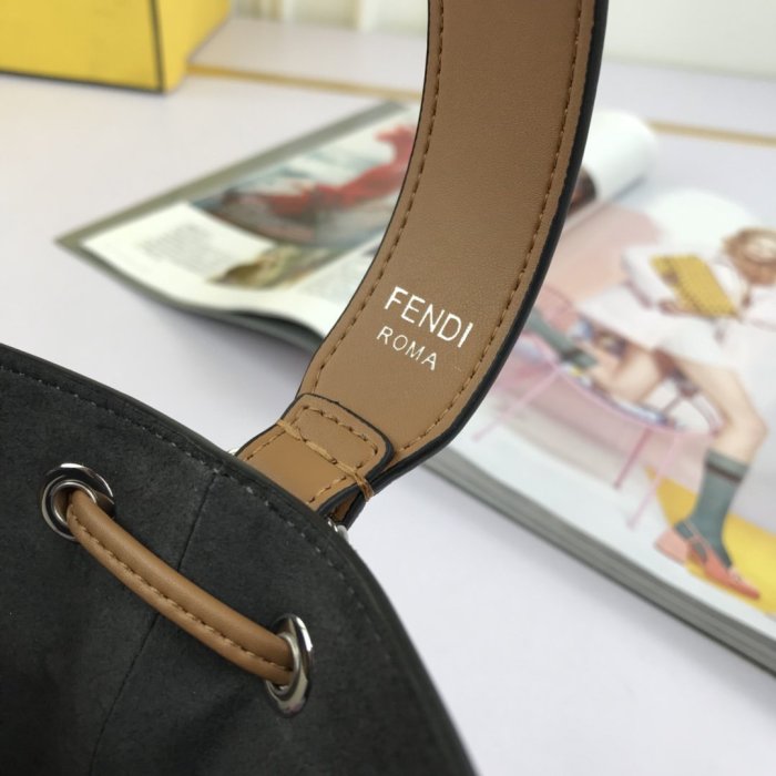 2020SS新作 FENDI フェンディ レディース ショルダーバック スーパーコピー