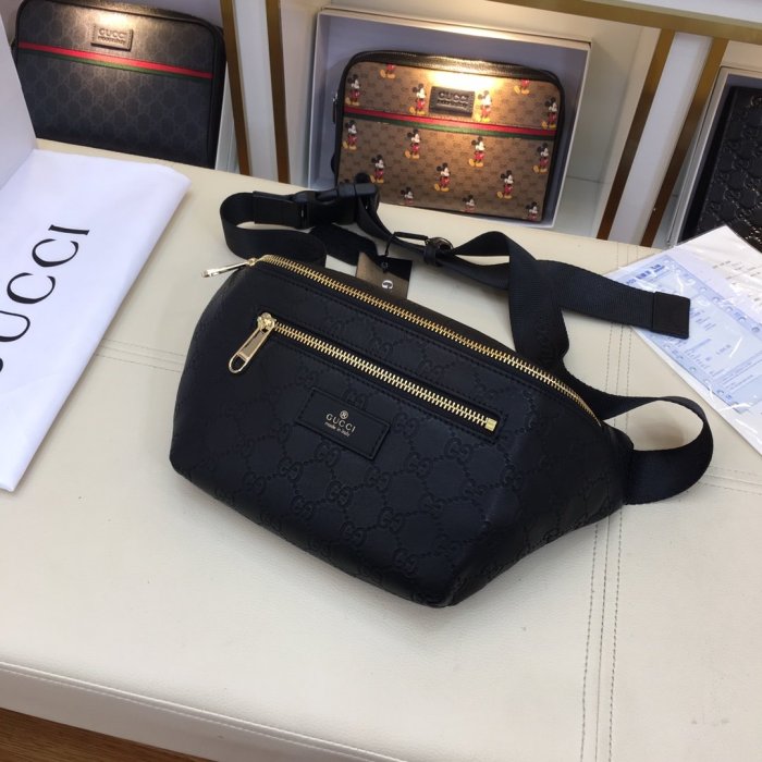 2021SS新作 Gucci グッチ メンズ ショルダーバックスーパーコピー