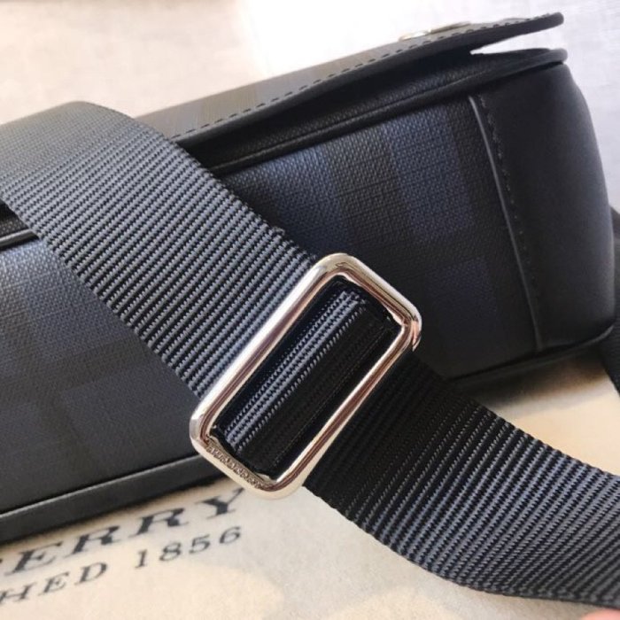 2020SS新作 Burberry バーバリー メンズ ショルダーバック スーパーコピー