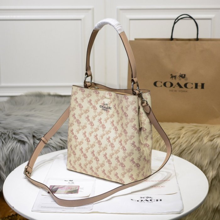 202106SS新作 Coach コーチ レディース ショルダーバッグスーパーコピー