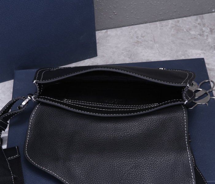 2020SS新作 Dior ディオール メンズ ショルダーバック スーパーコピー