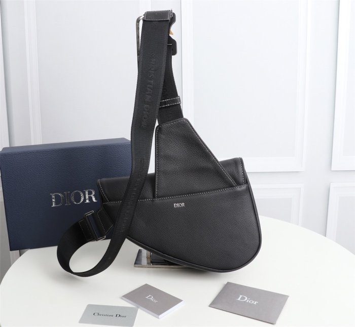 2021SS新作 Dior ディオール メンズ ショルダーバック スーパーコピー