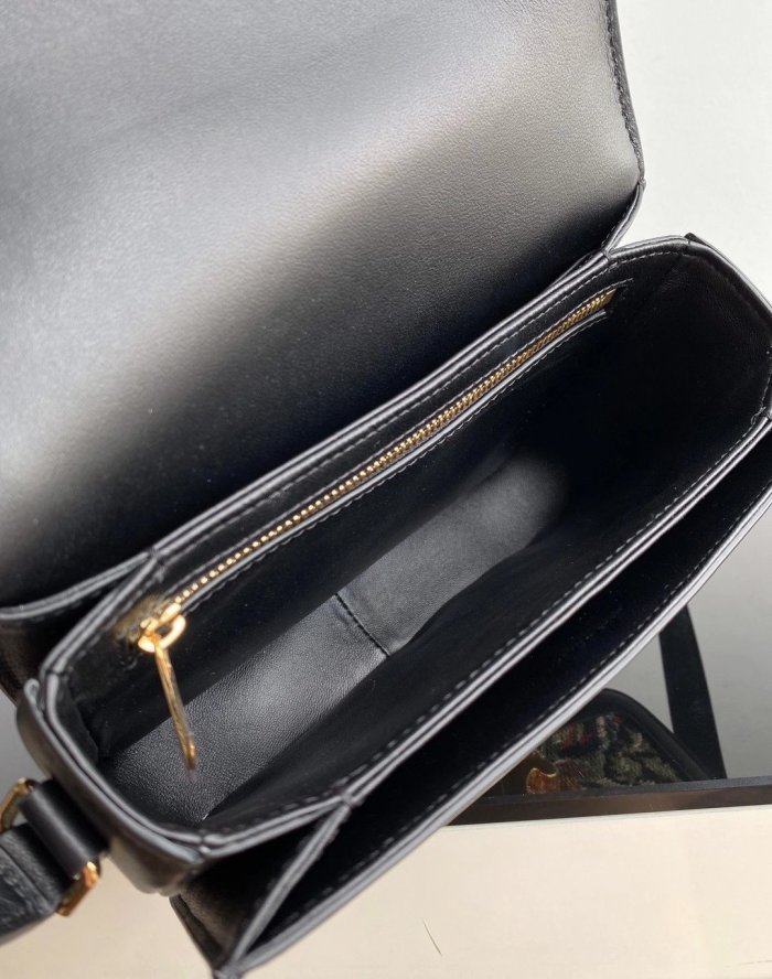 2020SS新作 Celine セリーヌ レディースショルダーバッグスーパーコピー