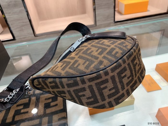 202103SS新作 FENDI フェンディ レディースショルダーバックスーパーコピー
