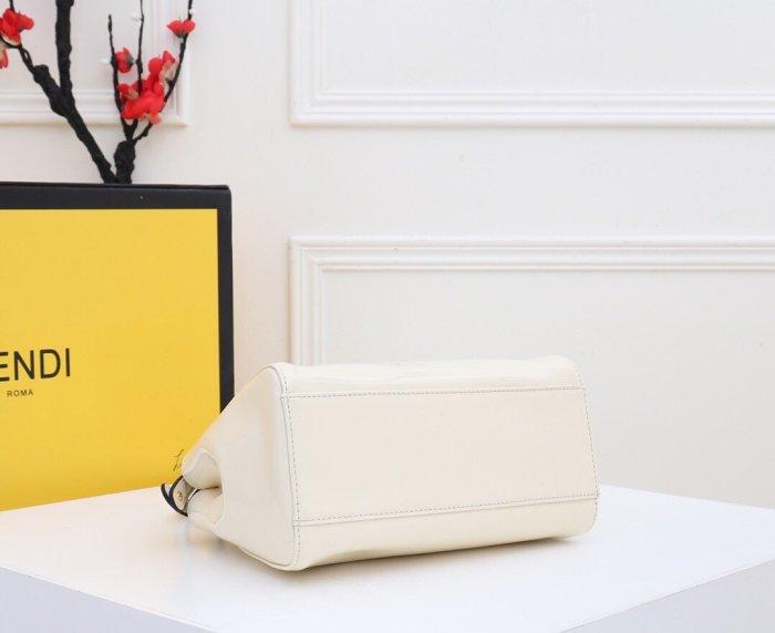 2020SS新作 FENDI フェンディ レディース ショルダーバック スーパーコピー