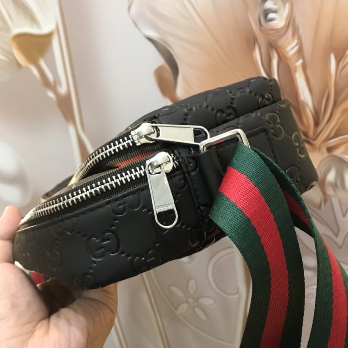 2020SS新作 Gucci グッチ メンズ ショルダーバックスーパーコピー