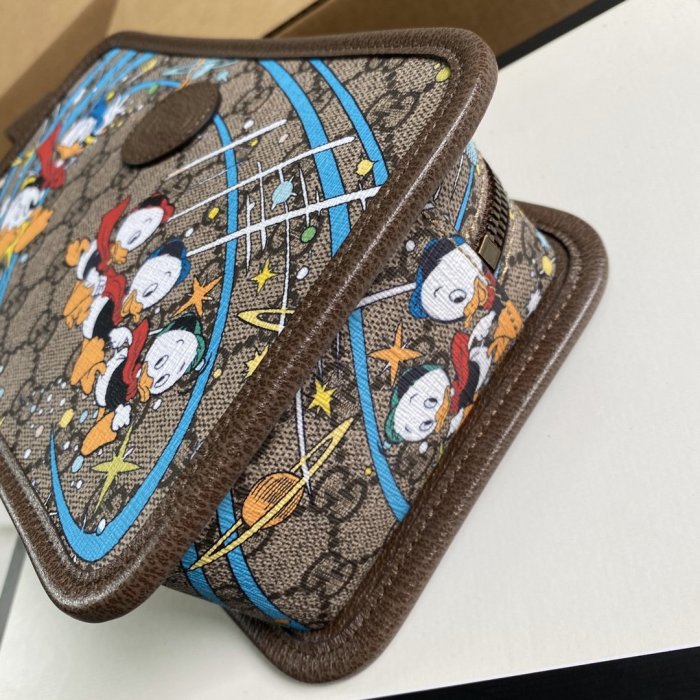 202103SS新作Gucci グッチ レディースショルダーバッグスーパーコピー