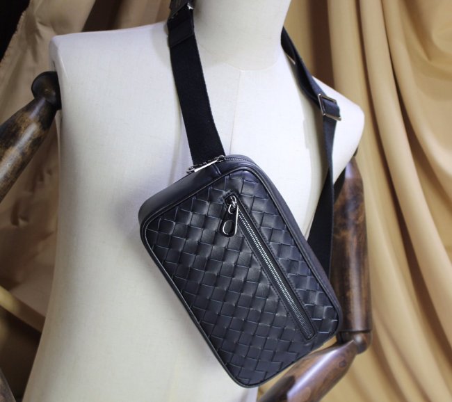 2020SS新作 Bottega Veneta ボッテガヴェネタ ショルダーバッグスーパーコピー