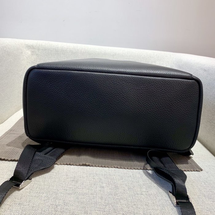 202105SS新作 FENDI フェンディ メンズ リュックバックスーパーコピー
