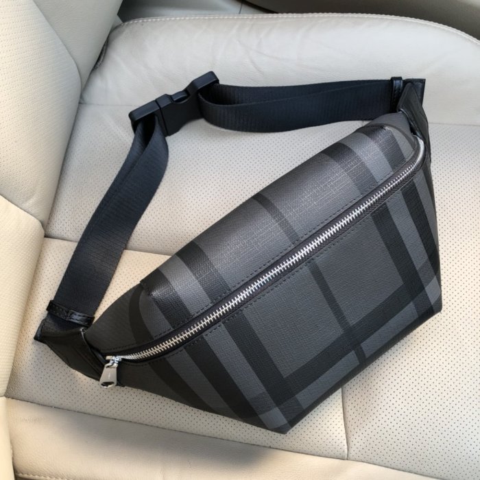 2020SS新作 Burberry バーバリー メンズ ショルダーバック スーパーコピー