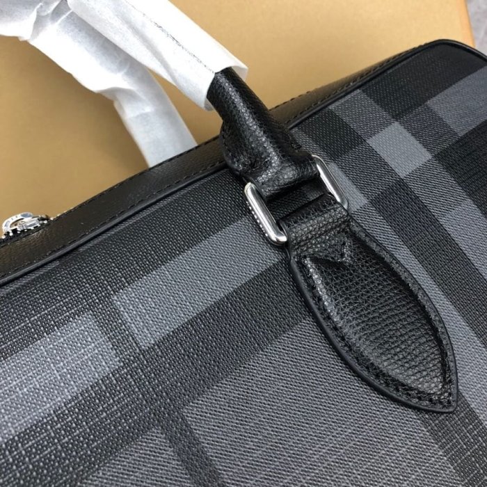 2021SS新作 Burberry バーバリー メンズ ハンドバックスーパーコピー
