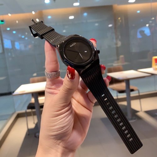 2020SS新作Gucci グッチ メンズ時計 スーパーコピー2色