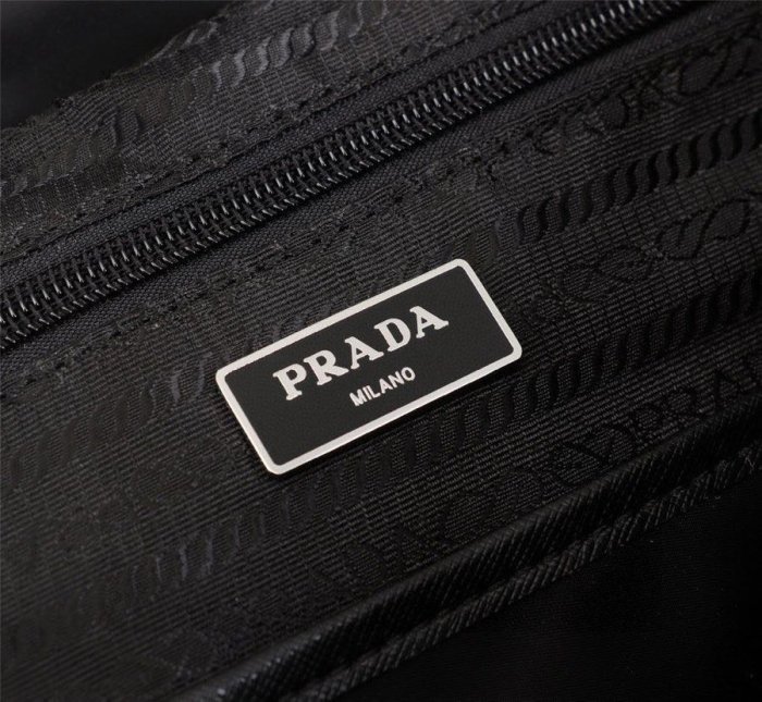 202103SS新作 メンズ Prada プラダ リュックバックスーパーコピー