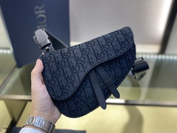 202103SS新作 Dior ディオール メンズ ショルダーバックスーパーコピー