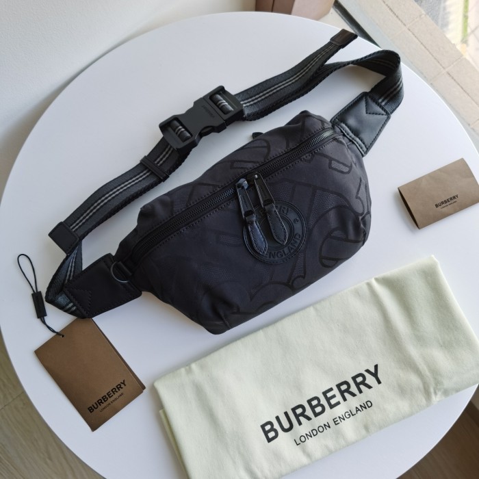 2020SS新作 Burberry バーバリー メンズ ショルダーバック スーパーコピー