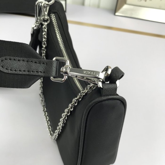 2021SS新作 Prada プラダ レディース ショルダーバックスーパーコピー