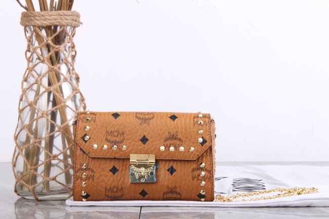 2020SS新作 MCM エムシーエム レディース ショルダーバック スーパーコピー
