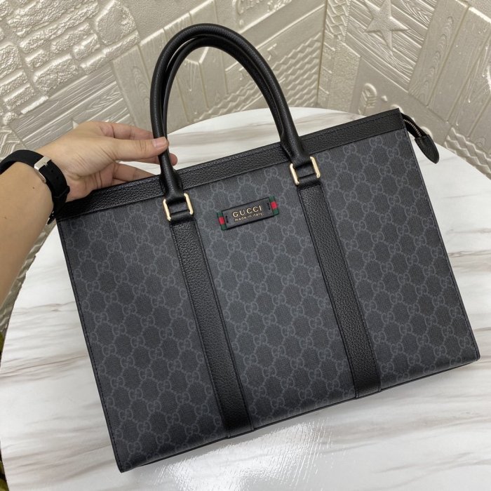 202103SS新作 Gucci グッチ メンズ ハンドバックスーパーコピー