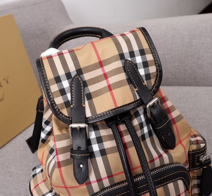 202103SS新作 Burberry バーバリー メンズリュックバックスーパーコピー