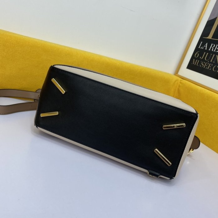 202106SS新作 LOEWE ロエベ レディース ショルダーバッグスーパーコピー