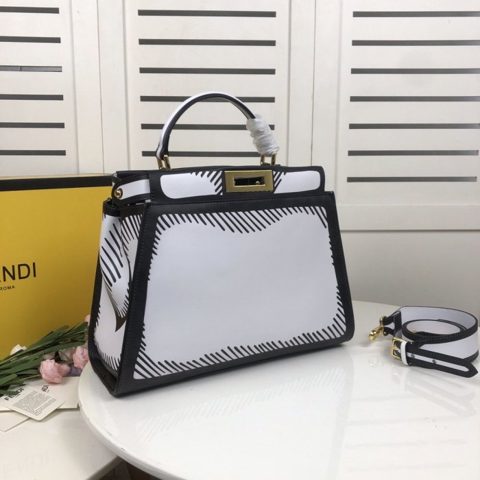 2020SS新作 FENDI フェンディ レディース ハンドバックスーパーコピー