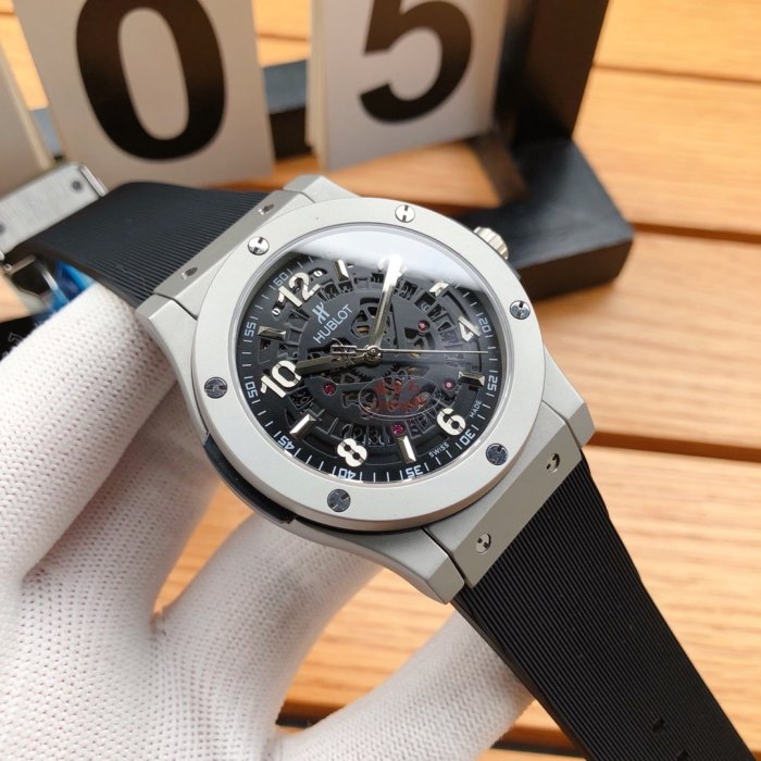 2020SS新作HUBLOT ウブロメンズ時計 スーパーコピー 7色