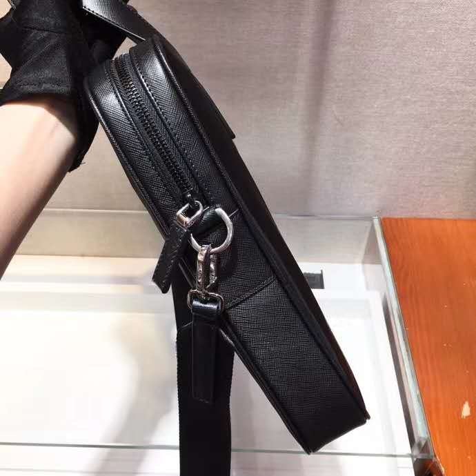 2021SS新作 メンズ Prada プラダ ハンドバックスーパーコピー