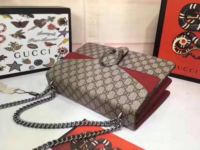 202103SS新作Gucci グッチ レディースショルダーバッグスーパーコピー