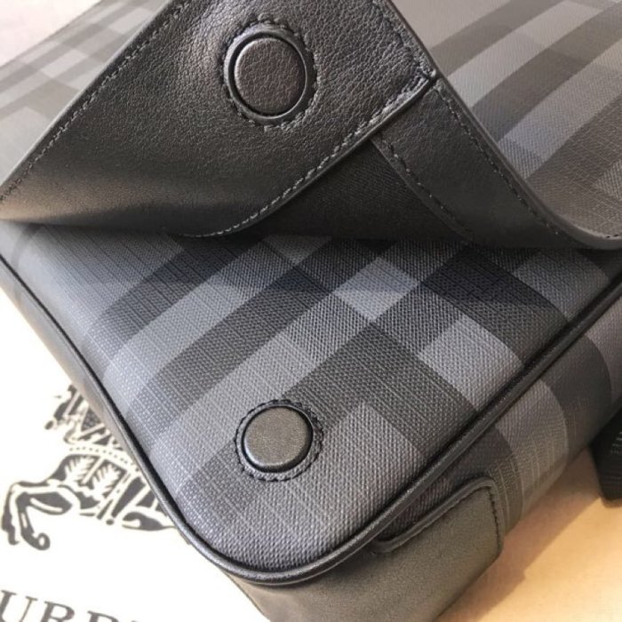2020SS新作 Burberry バーバリー メンズ ショルダーバック スーパーコピー
